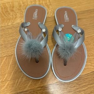 Brand new Capelli kids adorable flip flops with comfort insole